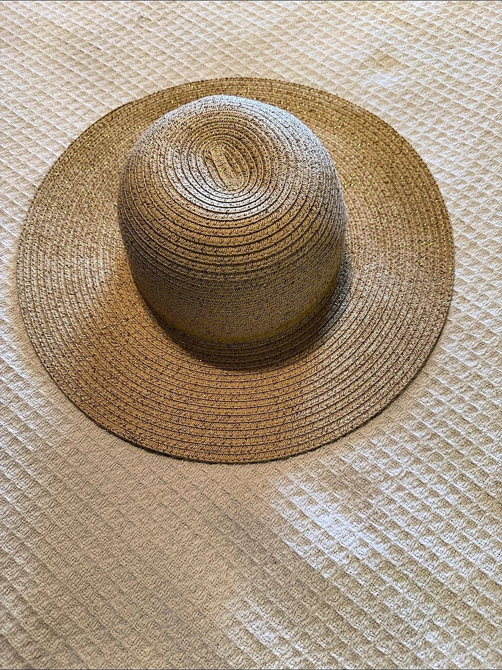Disney Wide Brim Sun Hat in Brown Like New